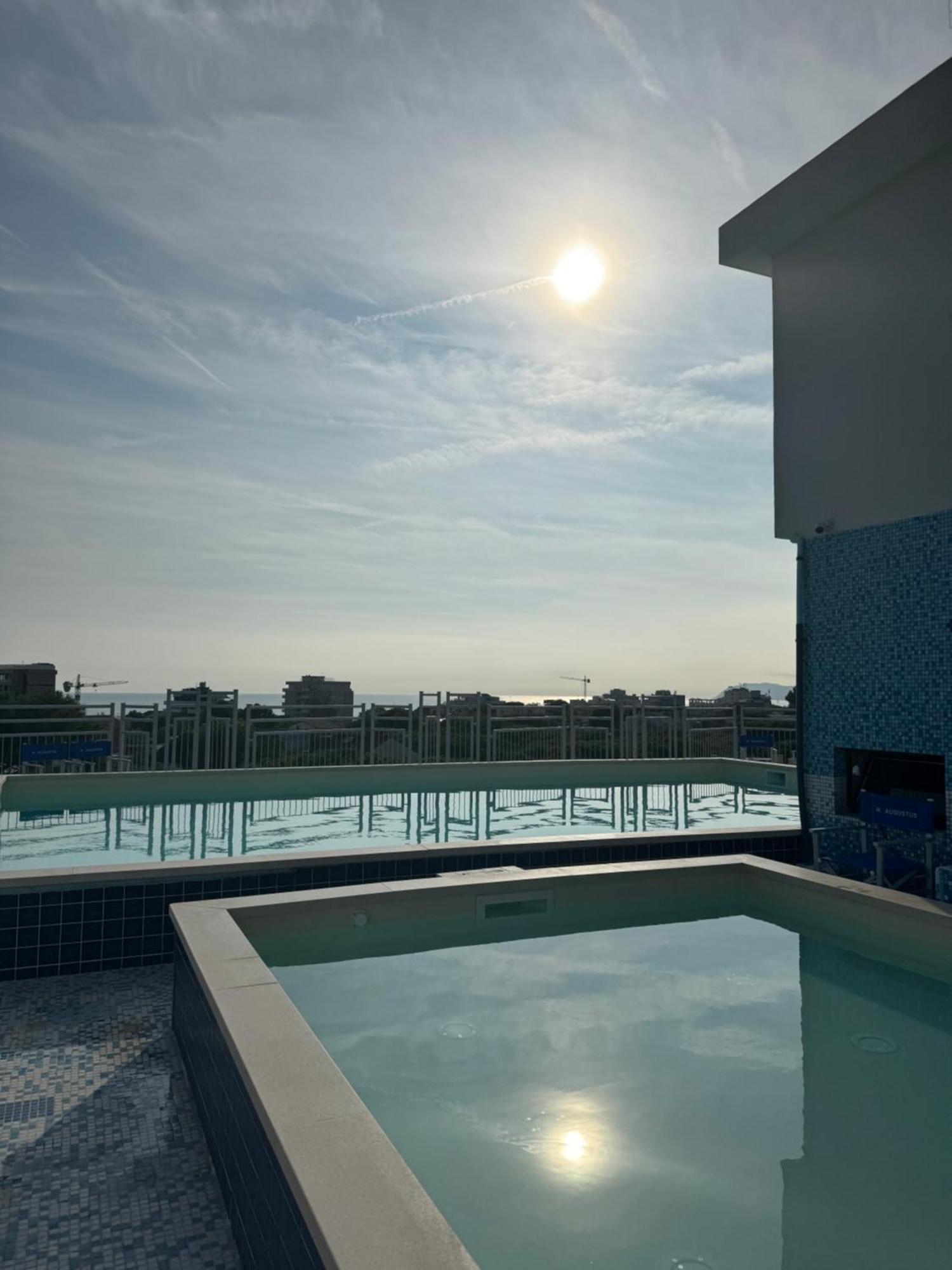 Augustus Hotel Riccione Kültér fotó