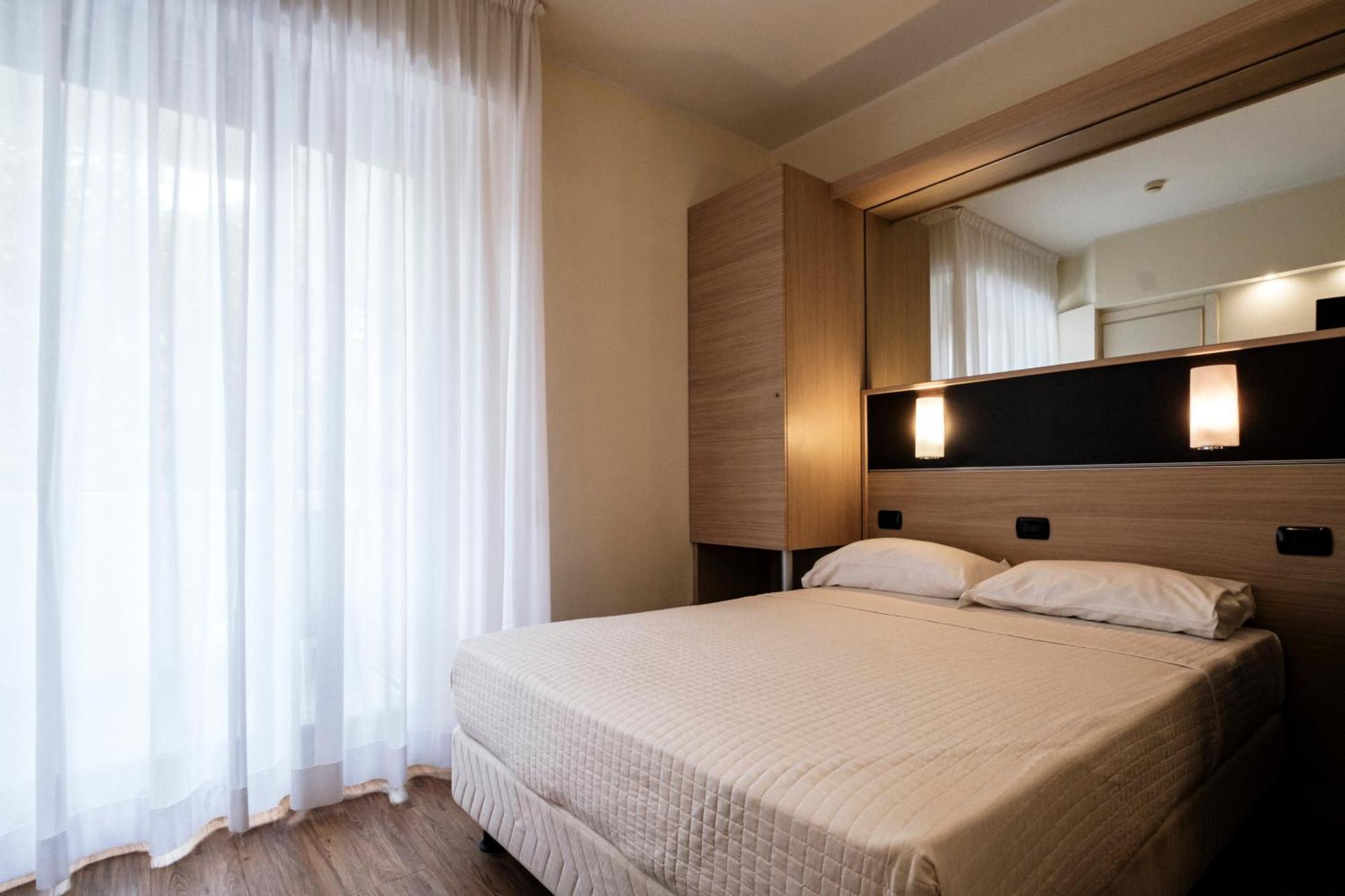 Augustus Hotel Riccione Kültér fotó