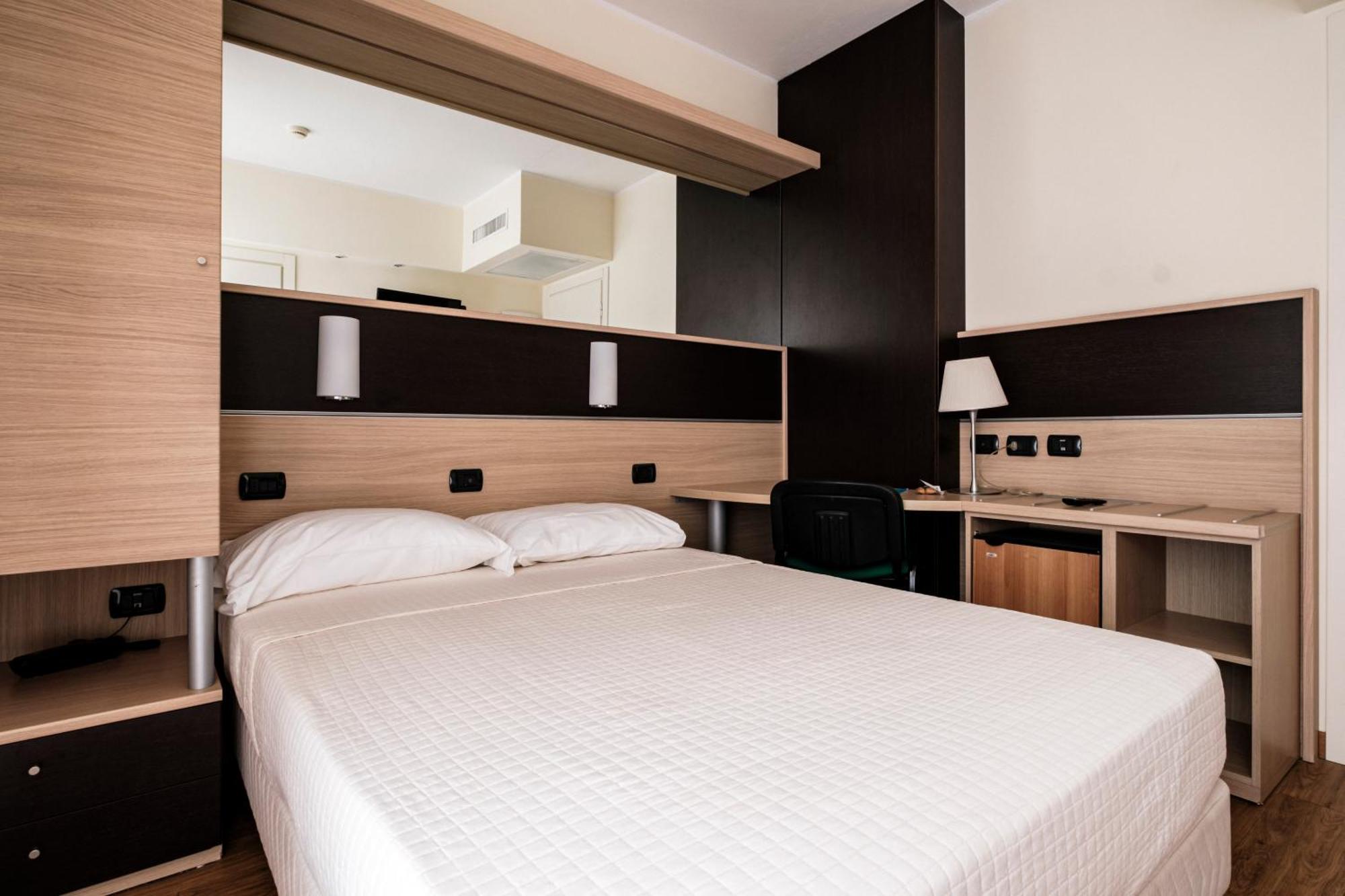 Augustus Hotel Riccione Kültér fotó