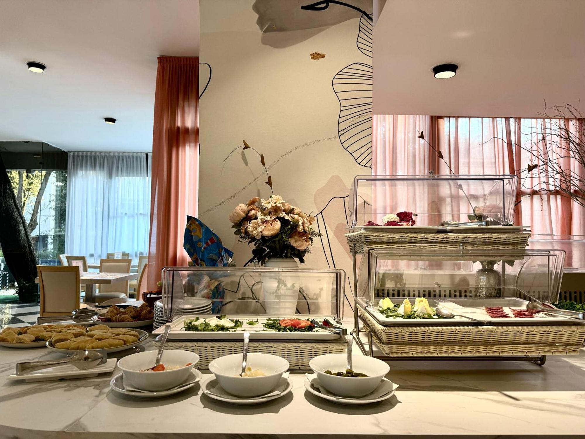 Augustus Hotel Riccione Kültér fotó