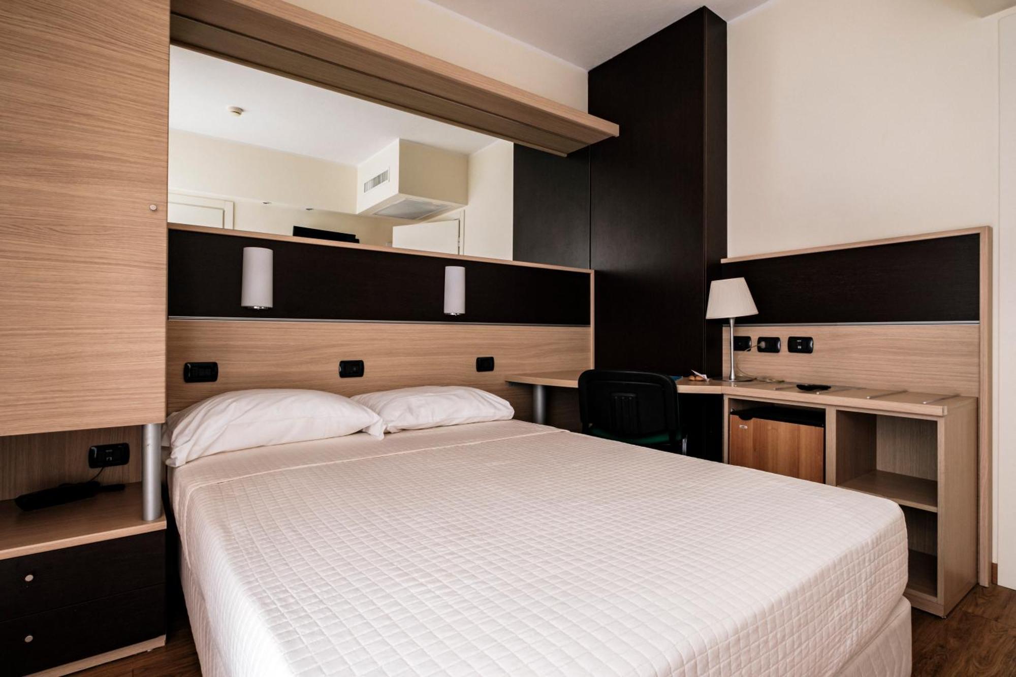 Augustus Hotel Riccione Kültér fotó