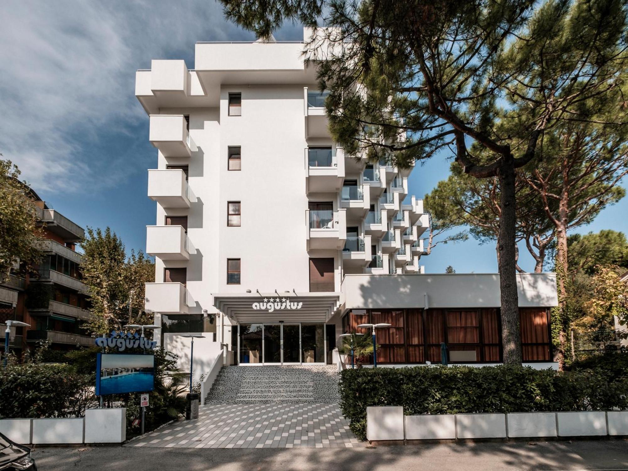 Augustus Hotel Riccione Kültér fotó
